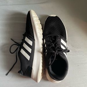 Adidas shoes size 6